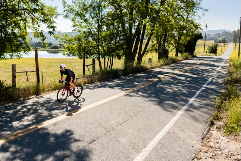 2020 Giant Propel Advanced Pro 0 Disc Mens Road Bike - Gloss Met Red-3
