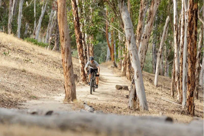 2020 Giant ATX 3 Disc 27.5 Hardtail Mountain Bike - Gloss Met Black-4