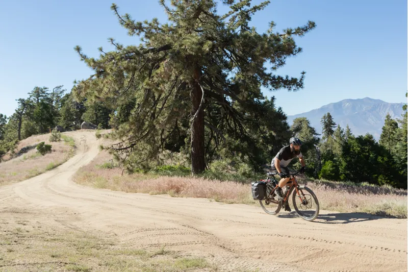 2020 Giant ToughRoad SLR 1 Mens Hybrid Gravel Bike - Matte Copper-4