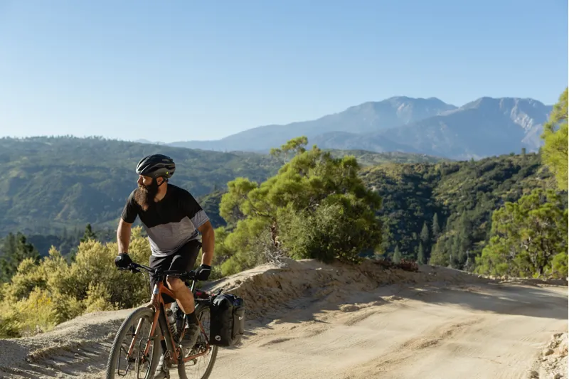 2020 Giant ToughRoad SLR 1 Mens Hybrid Gravel Bike - Matte Copper-5