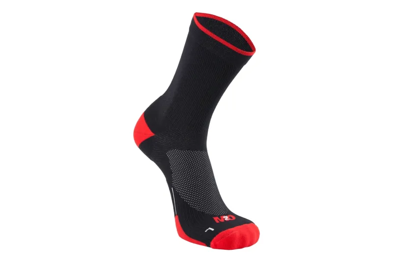 M2O Band Crew Compression Socks - Black/Red