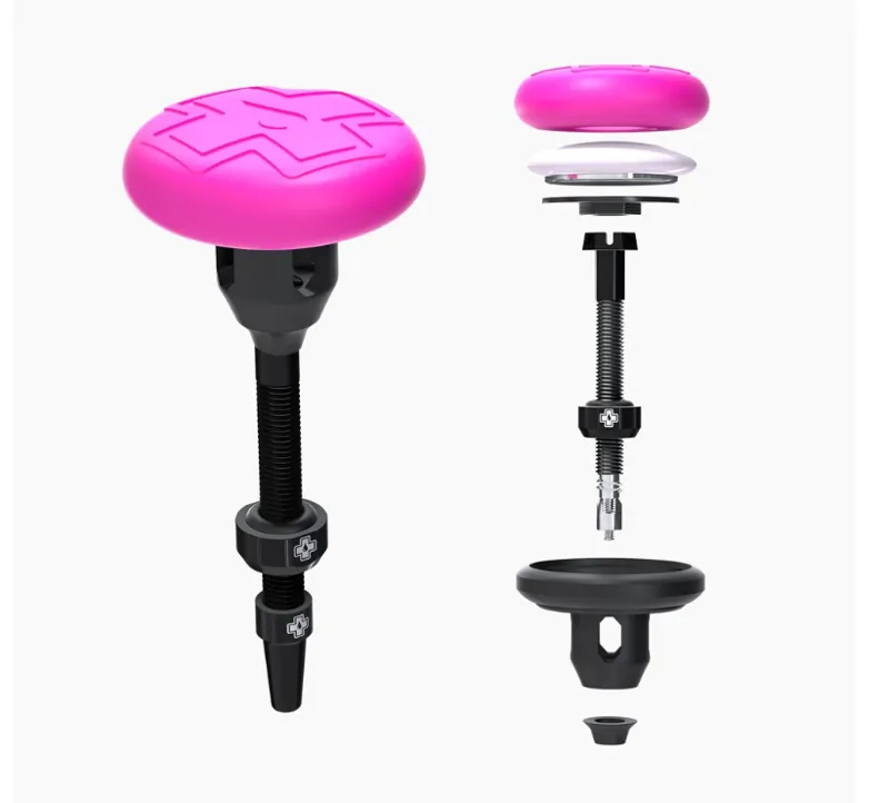 Muc-Off Stealth Tubeless Tag Holder and 44mm Valve Kit