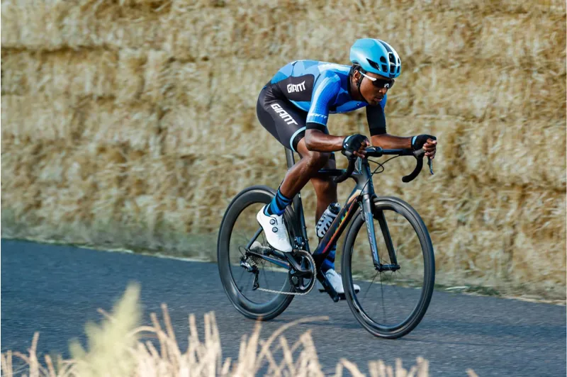 2019 Giant Propel Advanced Pro 0 Mens Road Bike - Matte Carbon Smoke-1