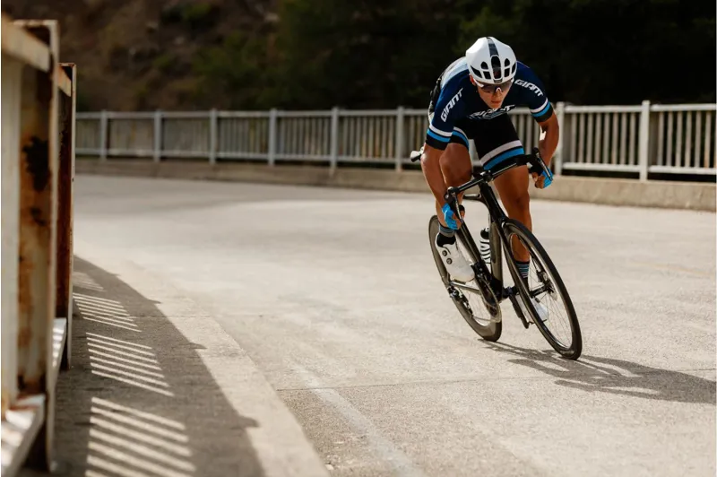 2019 Giant Propel Advanced SL 1 Disc Mens Road Bike - Rainbow Black-2