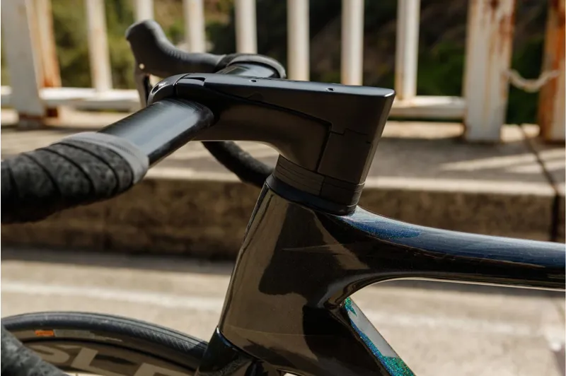 2019 Giant Propel Advanced SL 1 Disc Mens Road Bike - Rainbow Black-4