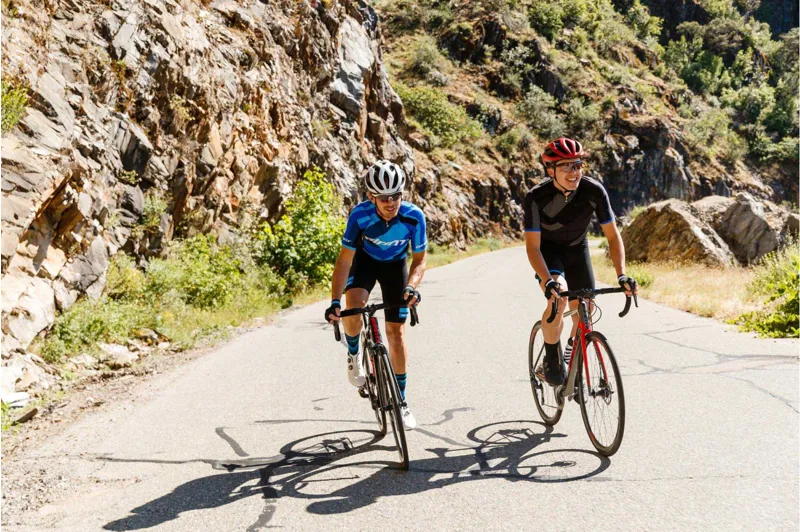 2019 Giant TCR Advanced 1 Disc Mens Road Bike - Gloss Charcoal-3