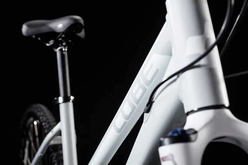 2018 Cube Nature Pro Womens Hybrid Bike - Bright Grey/White-3