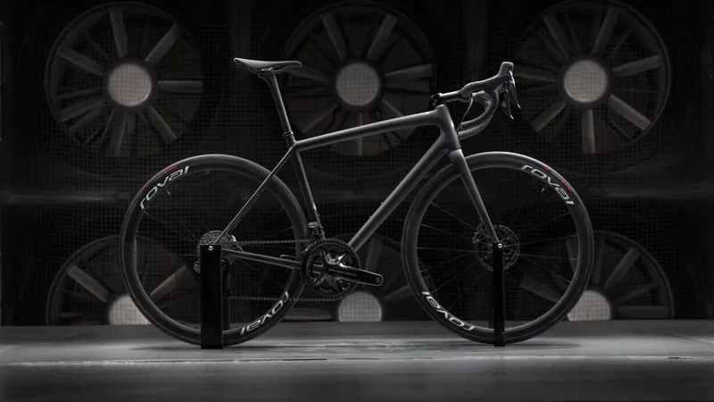 Roval Alpinist CL II 700c Front Road Bike Wheel - Satin Carbon/Black-4