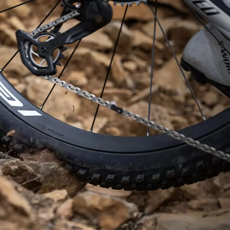 Specialized Air Trak Flex Lite T5/T7 TLR 29er Mountain Bike Tyre - Black-2