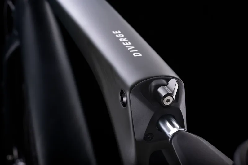 2023 S-Works Diverge STR Gravel Bike - Satin Forest Green-7