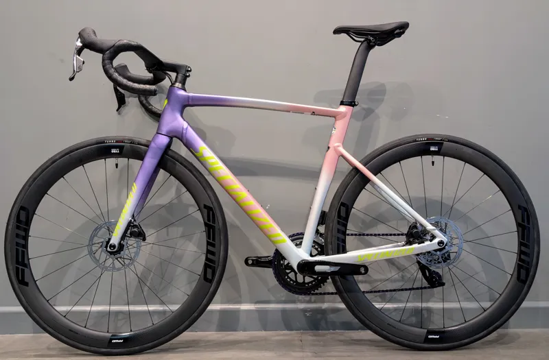 SPECIALIZED ALLEZ SPRINT 限定カラーAcid Pink Readers' Rigs: Specialized Allez Sprint LTD - PezCycling News
