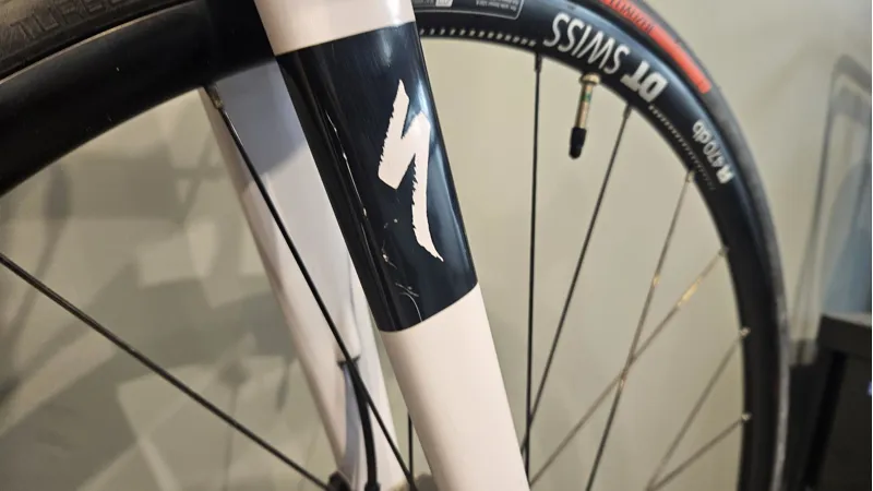 Ex-Demo: Specialized Roubaix Comp Shimano Ultegra Di2 Road Bike - 49cm-4