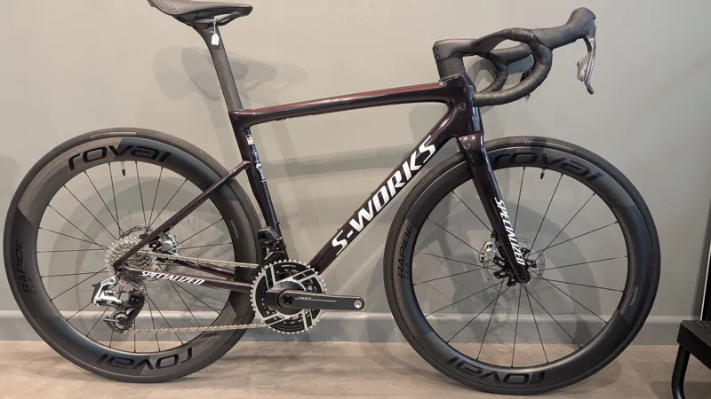 Ex-Demo: 2025 S-Works Tarmac SL8 SRAM Red AXS Road Bike - 54cm-1
