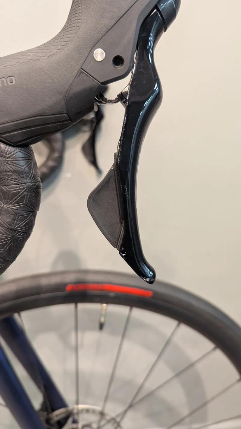 Shop Soiled: Specialized Aethos Sport Shimano 105 Road Bike - 52cm-6