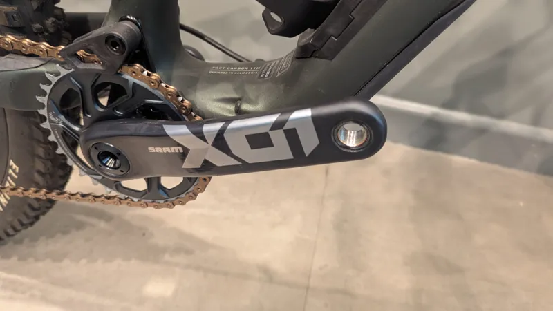 Shop Soiled: S-Works Stumpjumper Limited Edition Mountain Bike - S2-3