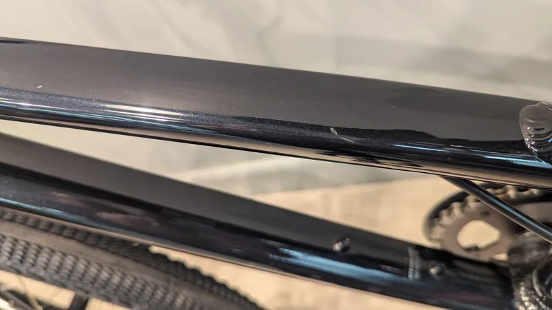 Shop Soiled: Specialized Jett 20 Kids Mountain Bike - Gloss Cast Black-2