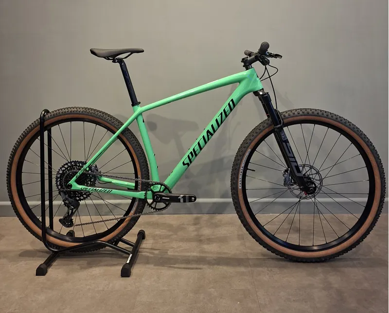 Ex-Demo: 2024 Specialized Epic Hardtail Comp Mountain Bike - Large-1