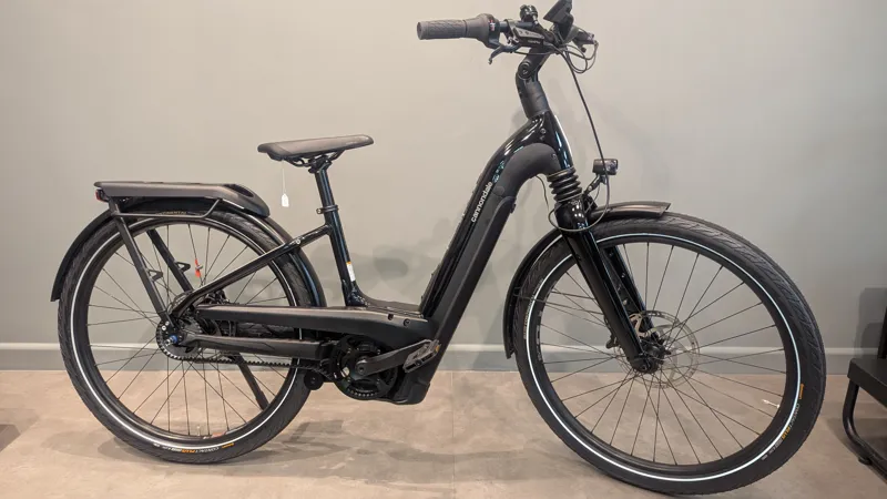 Ex-Demo: Cannondale Mavaro Neo 2 Electric Hybrid Bike - S/M-1