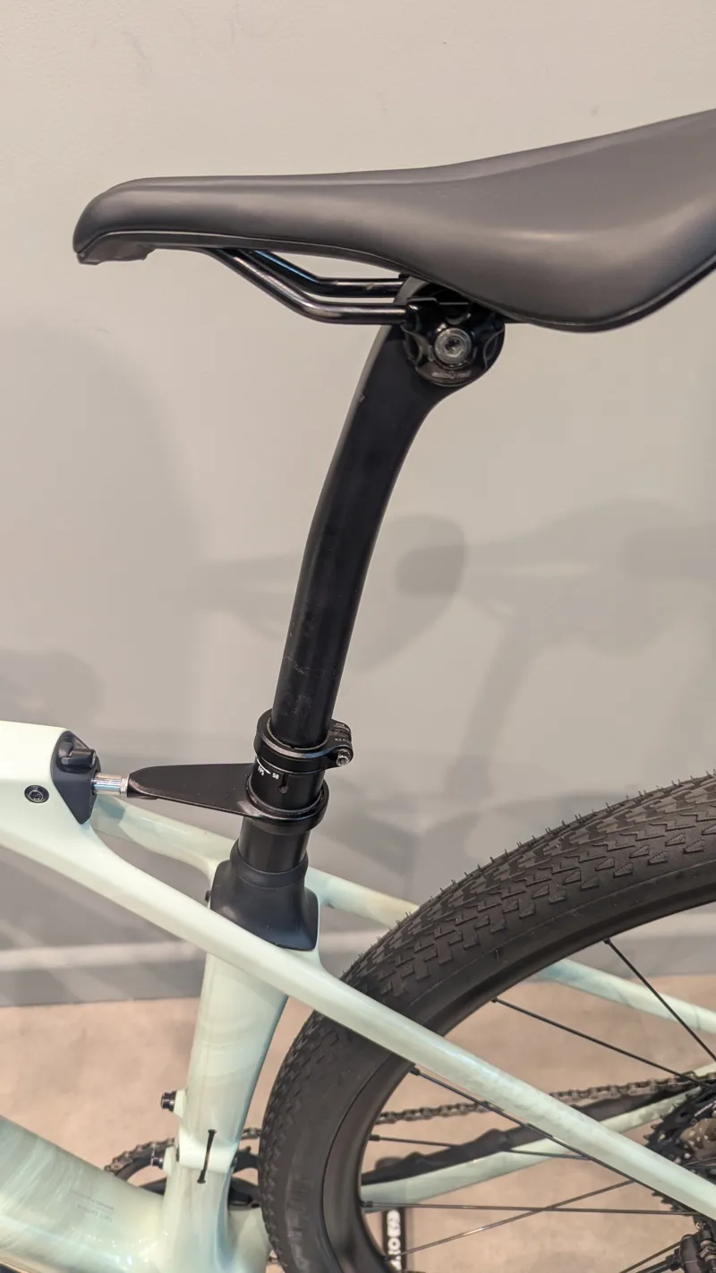 Ex-Demo: Specialized Diverge STR Comp Gravel Bike - Gloss White Sage - 56cm-8