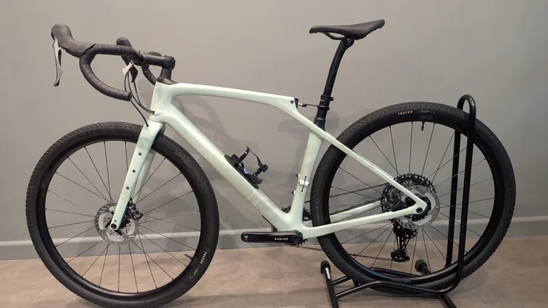 Ex-Demo: Specialized Diverge STR Comp Gravel Bike - Gloss White Sage - 56cm-11