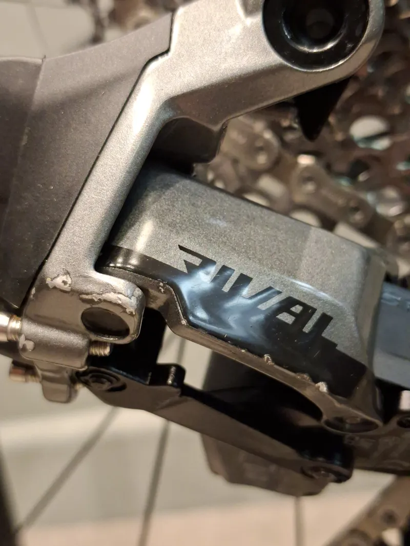 Ex-Demo: 2025 Specialized Aethos Expert Rival eTap AXS Road Bike - 56cm-4