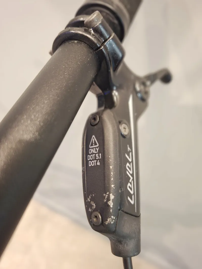 Shop Soiled: Specialized Chisel Hardtail XC Mountain Bike - Large-2