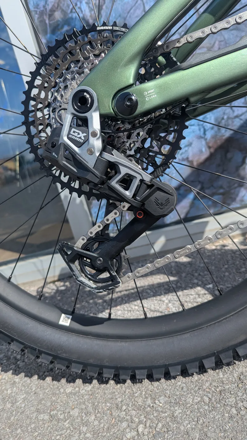 Ex-Demo: Specialized Turbo Levo 4 Expert Carbon Electric Bike - S4-2