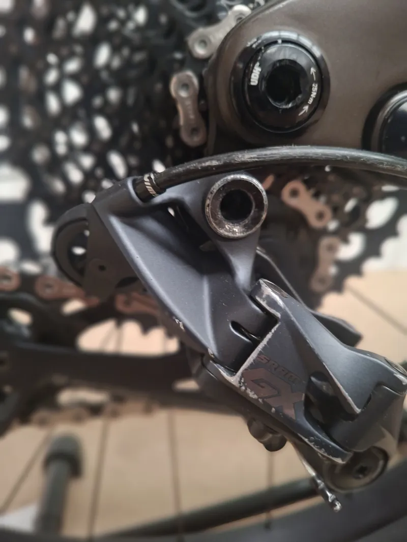 Ex-Demo: Specialized Turbo Levo SL 2 Comp Carbon E-Mountain Bike - S3-6