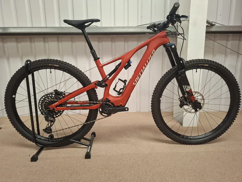 Ex-Demo: Specialized Turbo Levo SL Expert Carbon E-Mountain Bike - Medium-1