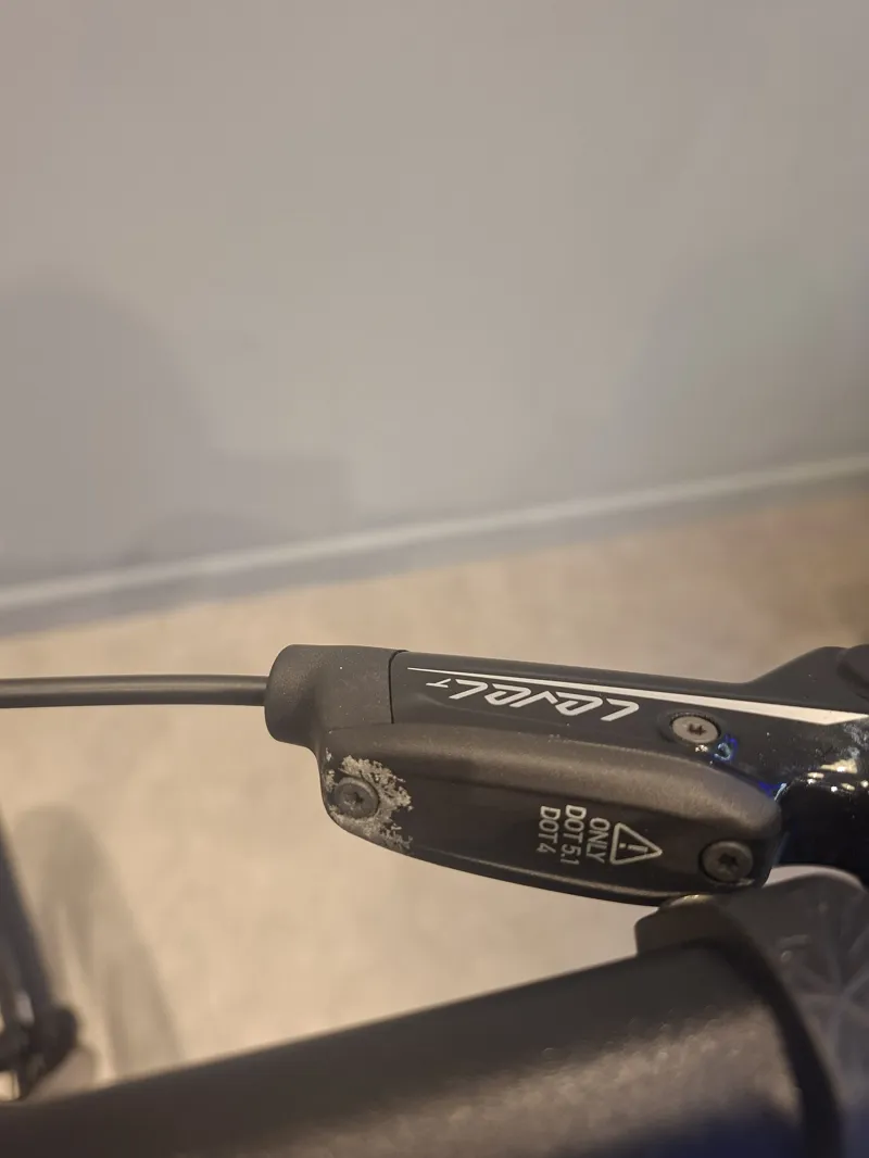 Shop Soiled: Specialized Chisel Hardtail XC Mountain Bike - Large-3