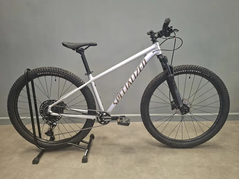 Ex-Demo: Specialized Rockhopper Expert 29 Mountain Bike - Medium-1