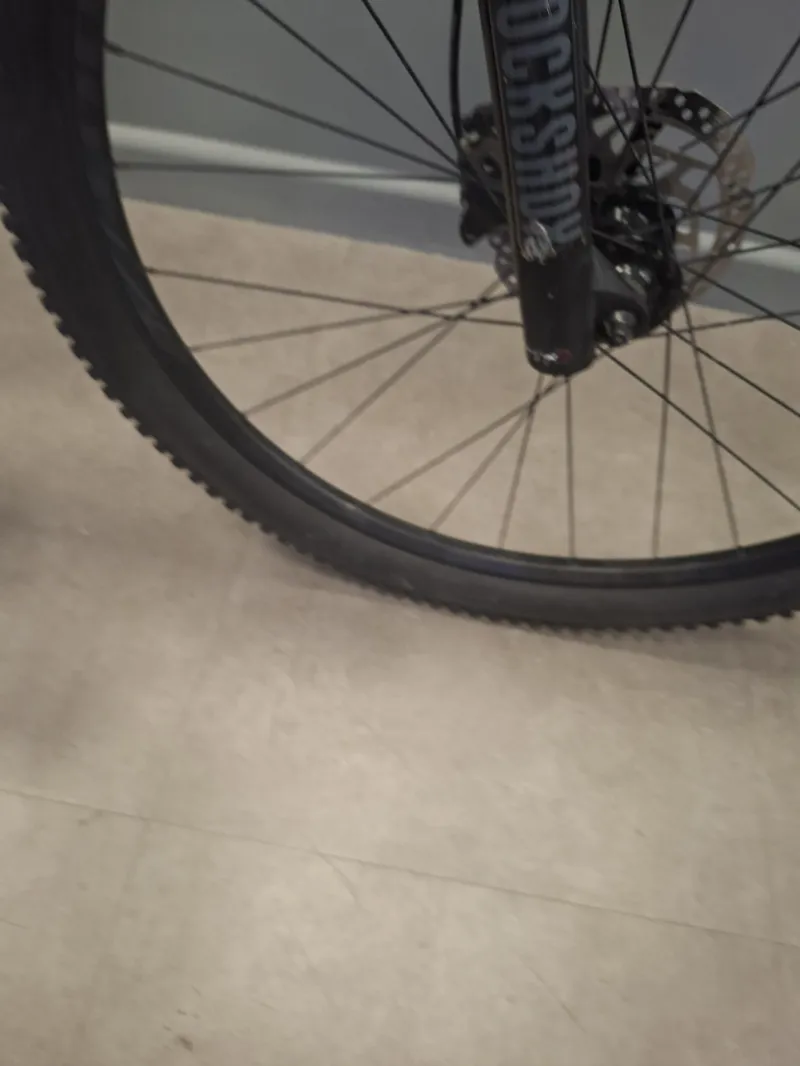 Ex-Demo: Specialized Rockhopper Expert 29 Mountain Bike - Medium-2