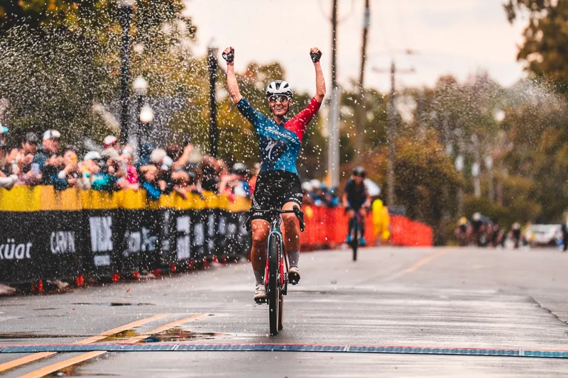 Roval Terra CLX III 700c Front Gravel Wheel - Satin Carbon/Gloss Black-6