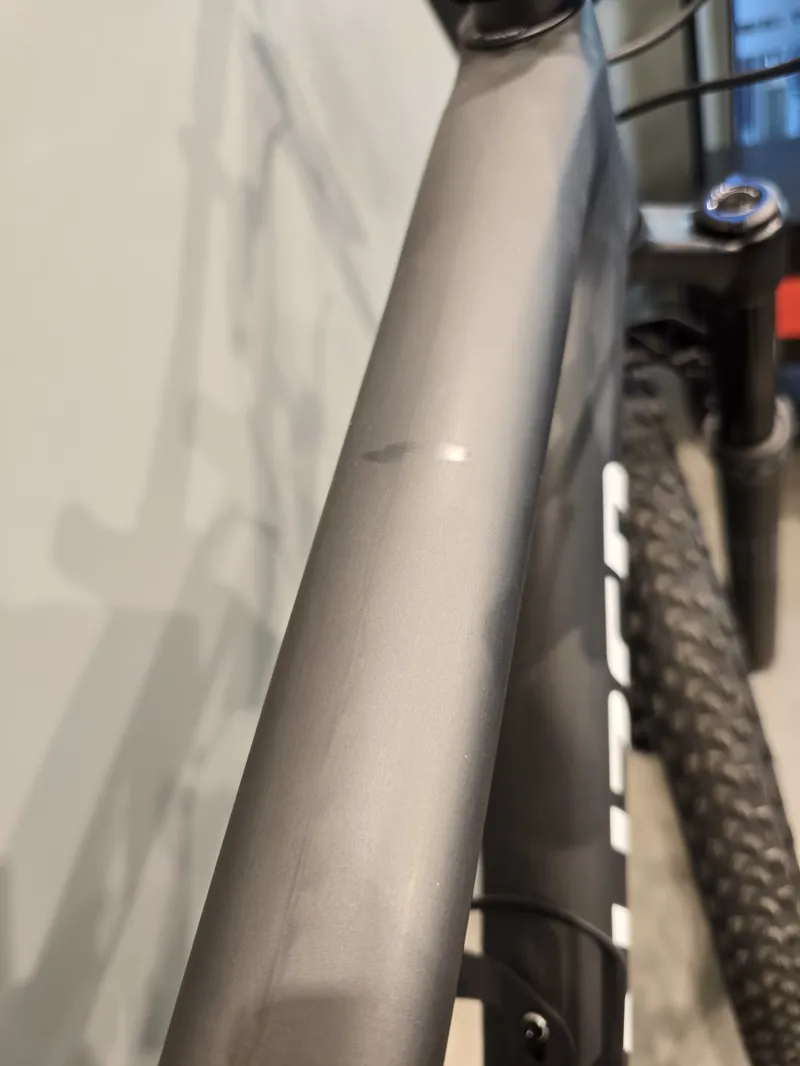 Shop Soiled: Specialized Epic Hardtail Comp SRAM Eagle 70 Mountain Bike - Medium-3