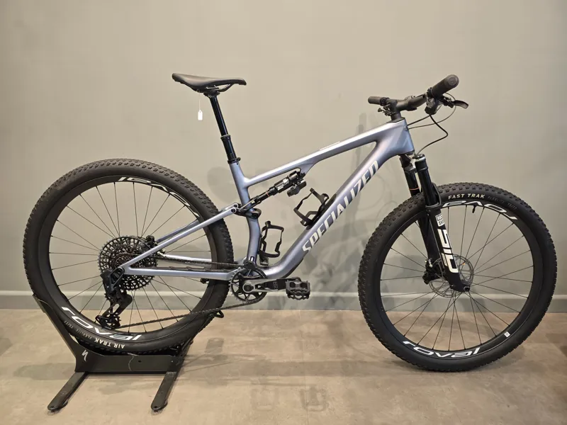 Ex-Demo: Specialized Epic 8 Pro Mountain Bike - Glacial - Large-1