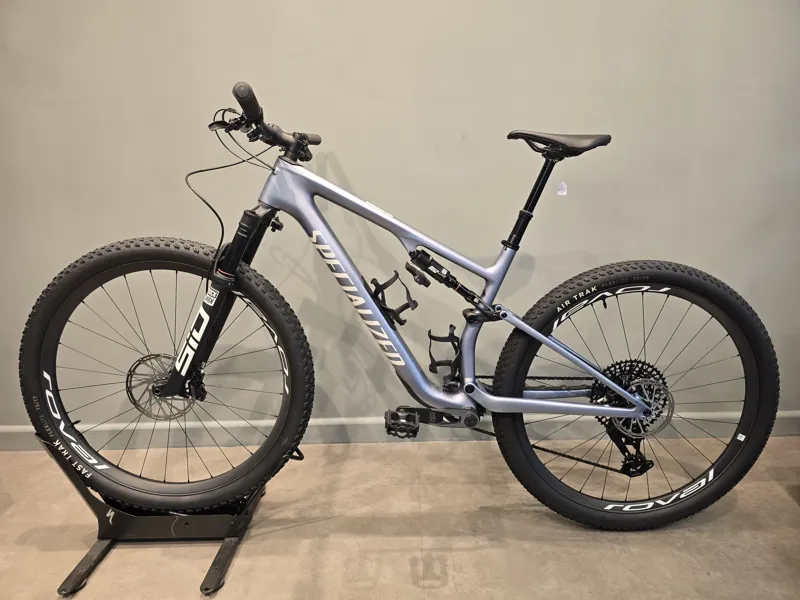 Ex-Demo: Specialized Epic 8 Pro Mountain Bike - Glacial - Large-8