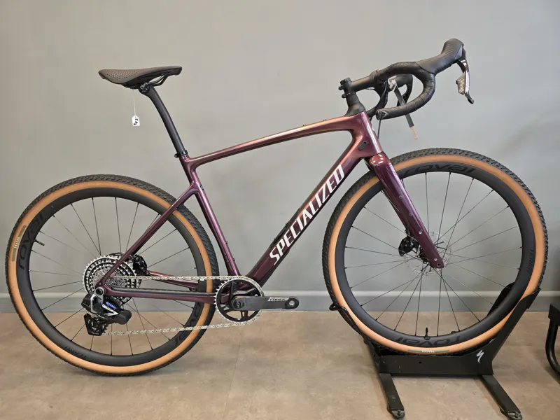 Ex-Demo: Specialized Diverge 4 Pro SRAM Force XPLR Gravel Bike - 56cm-1