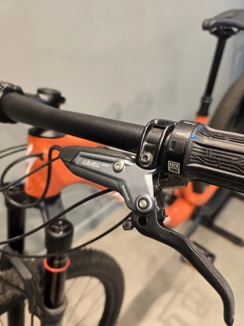 Ex-Demo: Specialized Epic 8 Comp Mountain Bike - Deep Orange - Medium-7