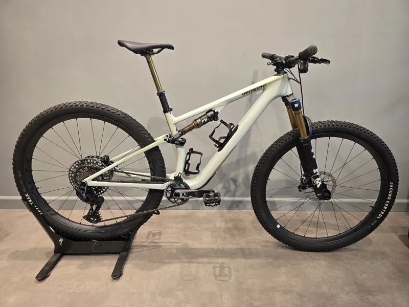 Ex-Demo: Specialized Epic 8 Evo Pro Mountain Bike - Forest Green - Medium-1