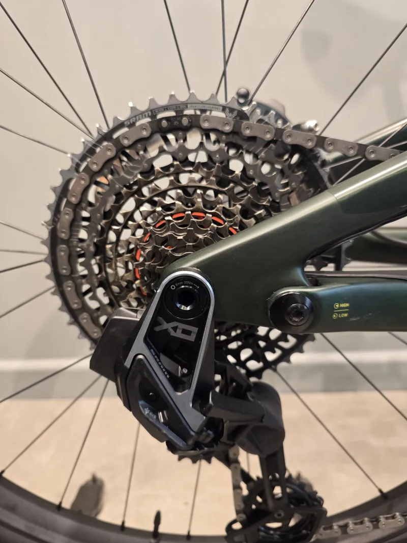 Ex-Demo: Specialized Stumpjumper 15 Pro 29 Mountain Bike - S5-6