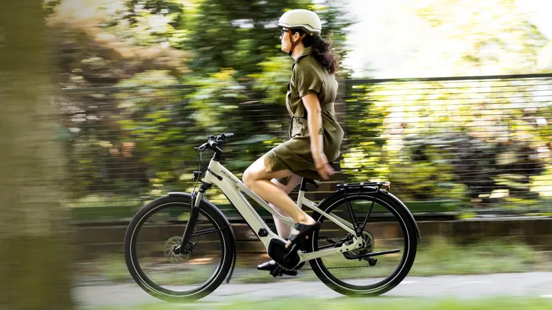 2025 Specialized Turbo Vado 5.0 IGH Electric Bike - Gloss Cast Black-7