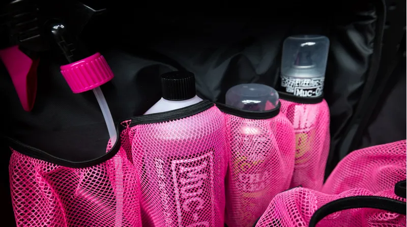 Muc-Off Valet Bag Bicycle Essentials Kit-1
