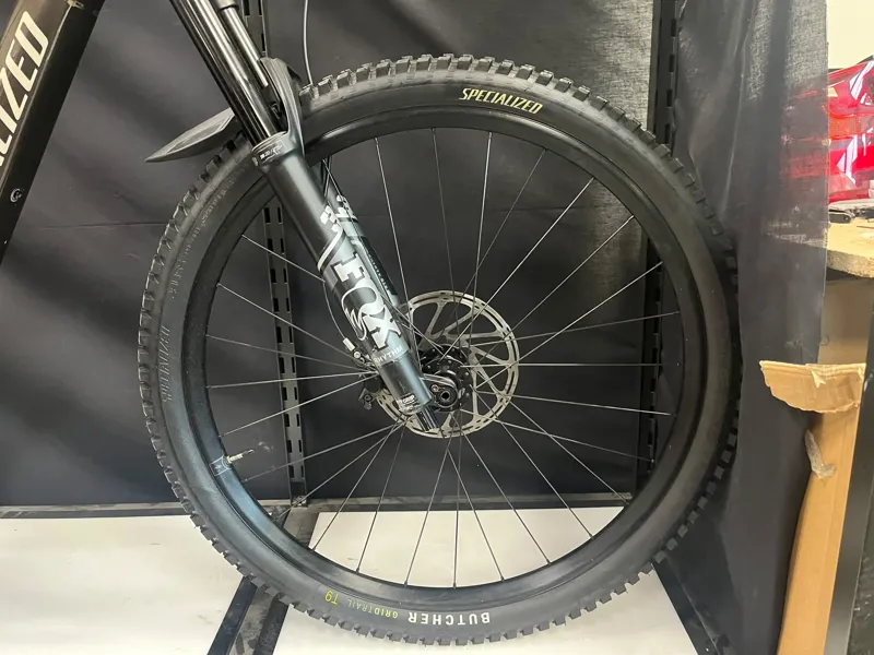 Ex-Demo: Specialized Turbo Levo SL 2 Comp Carbon E-Mountain Bike - S3-2