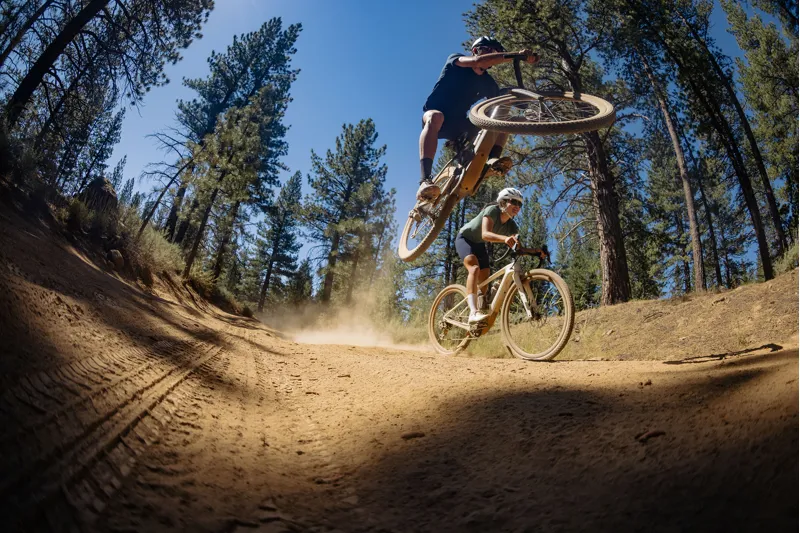 2025 Specialized Turbo Creo 2 Comp Carbon Electric Road Bike - Lake-3