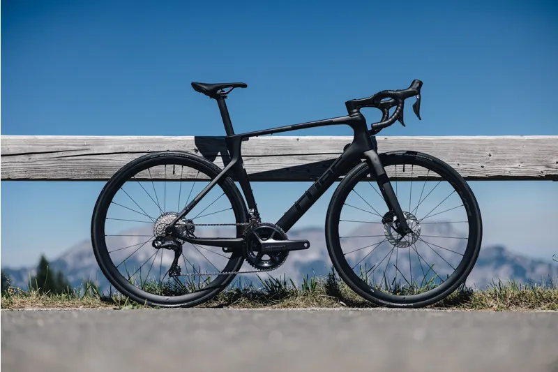 2024 Cube Agree C:62 Race Road Bike - Carbon/Black-1