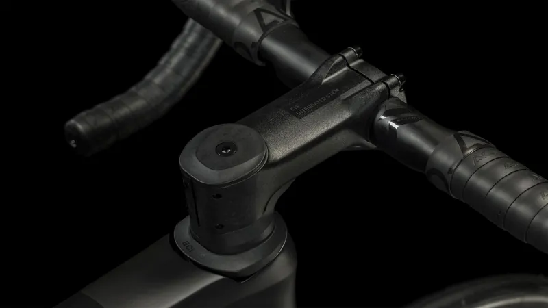 2024 Cube Agree C:62 Race Road Bike - Carbon/Black-4