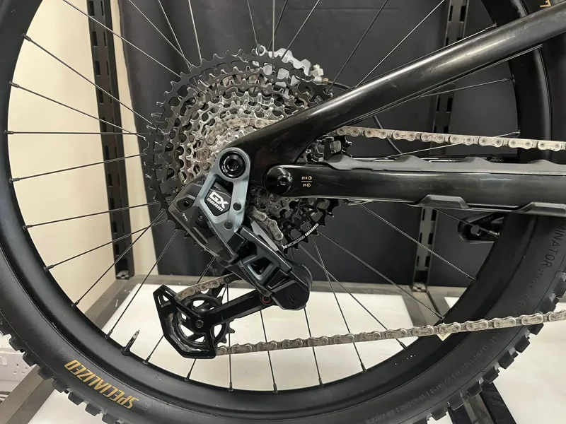 Ex-Demo: Specialized Turbo Levo SL 2 Expert Carbon Electric Bike - S4-7