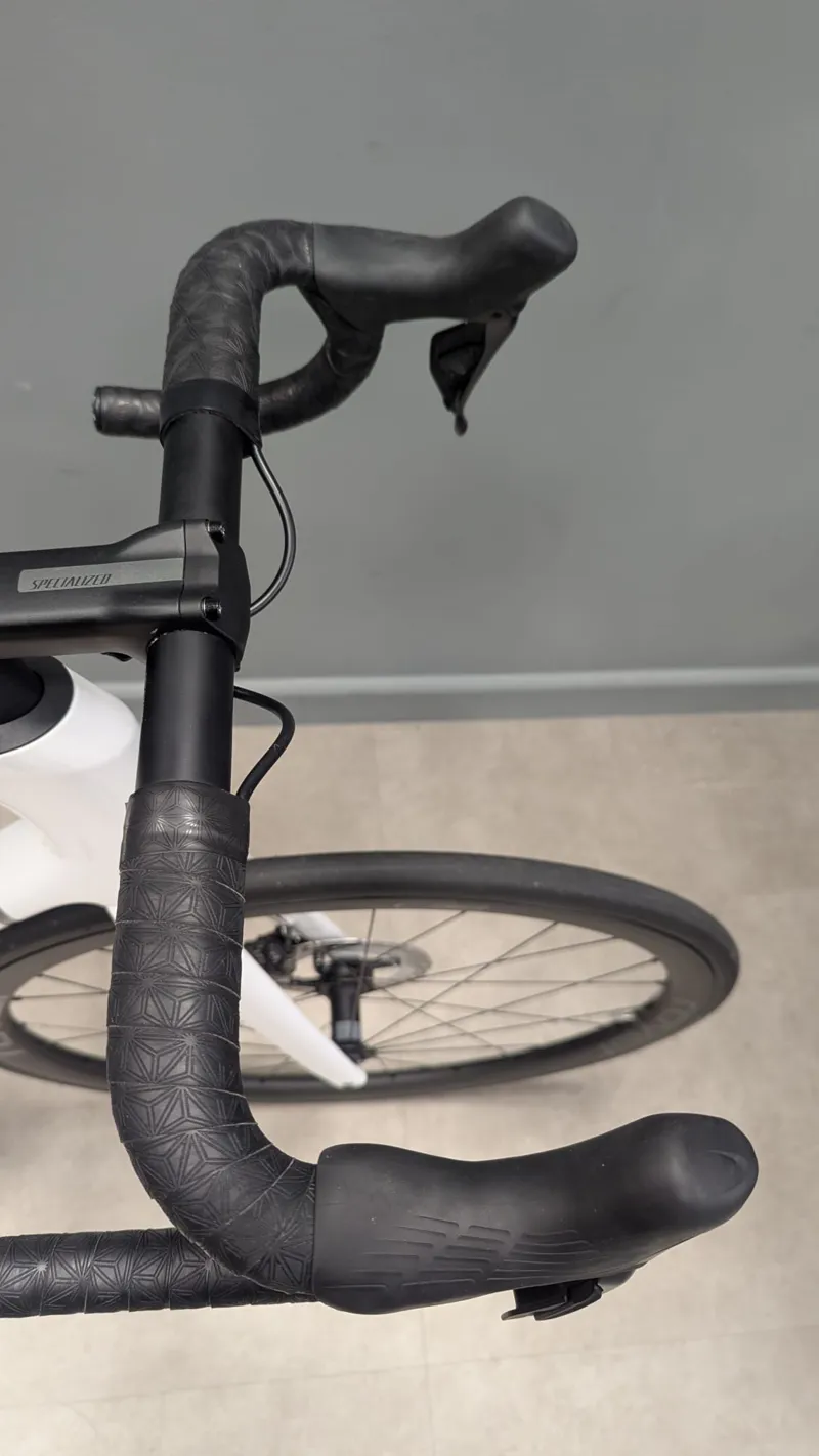 Ex-Demo: Specialized Tarmac SL8 Expert Ultegra Di2 Road Bike - 58cm-3