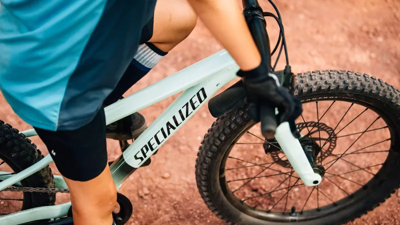 2026 Specialized Riprock 20 Kids Mountain Bike - Gloss Sky Blue-3