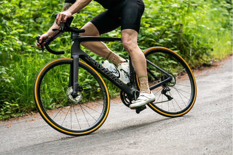 Roval Aplinist CLX Rear HG 700c Road Cycling Wheel - Satin Carbon/White-6